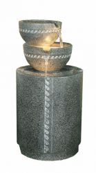 Beleuchteter Brunnen in Granit-Optik mit Beleuchtung